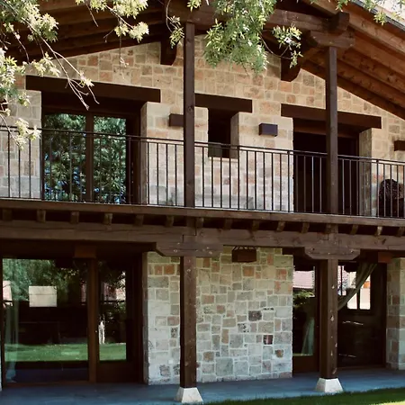 El Hogar Del Fresno Premium, 4 Estrellas Holiday home Canicosa