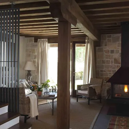 El Hogar El Fresno Premium, 4 * Canicosa